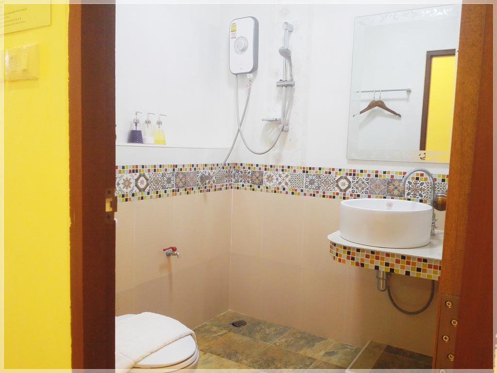 Baan Bussaba Hotel トラン エクステリア 写真