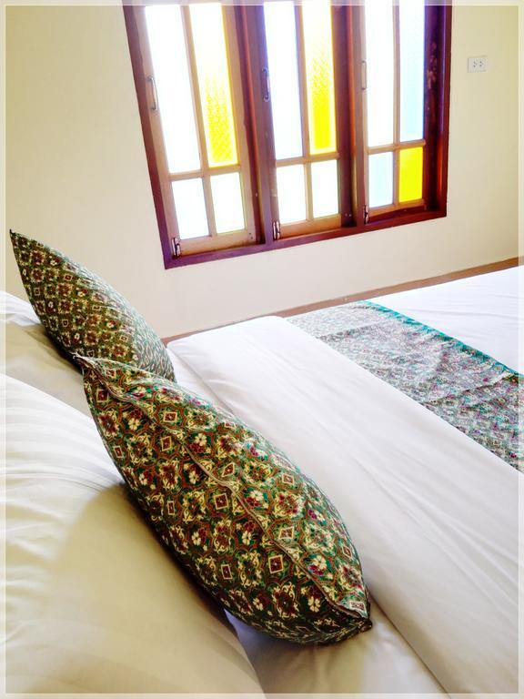 Baan Bussaba Hotel トラン エクステリア 写真