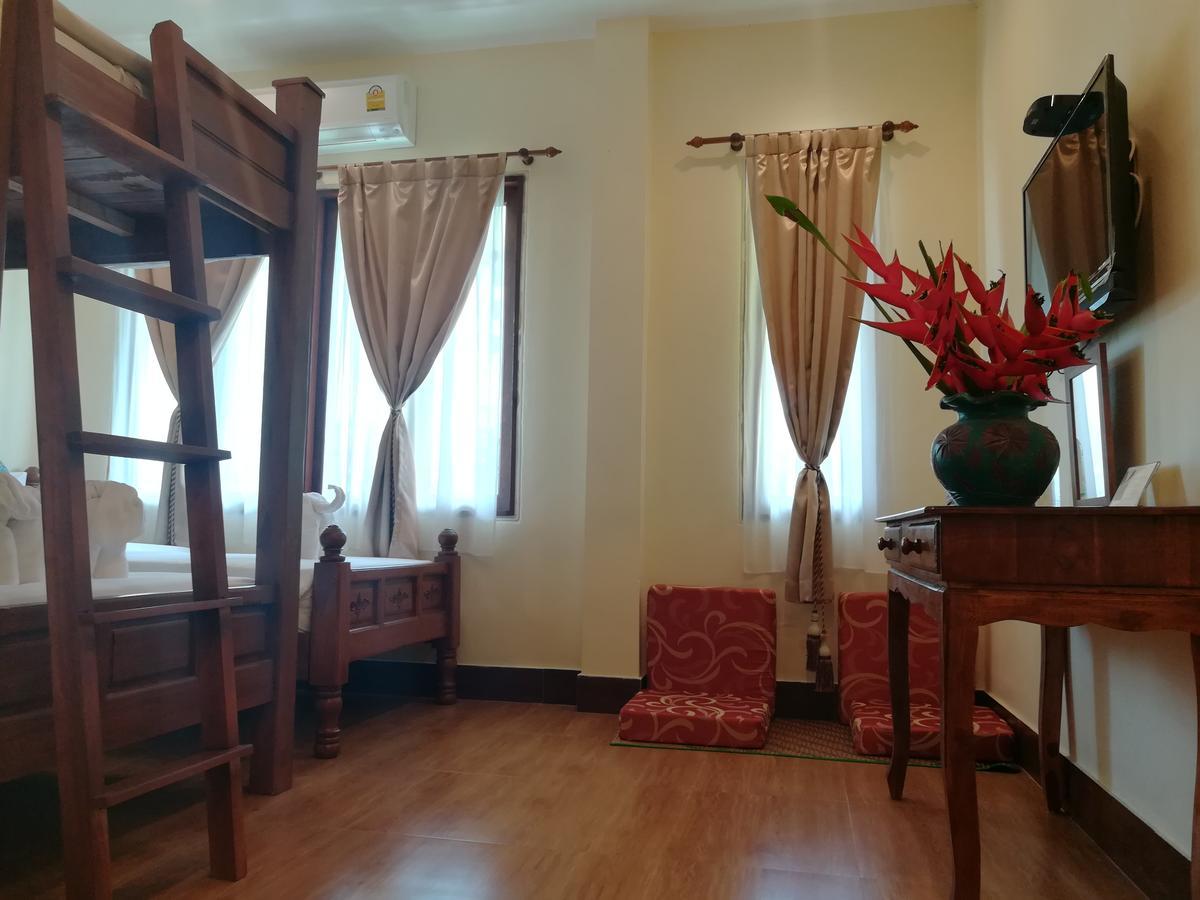 Baan Bussaba Hotel トラン エクステリア 写真